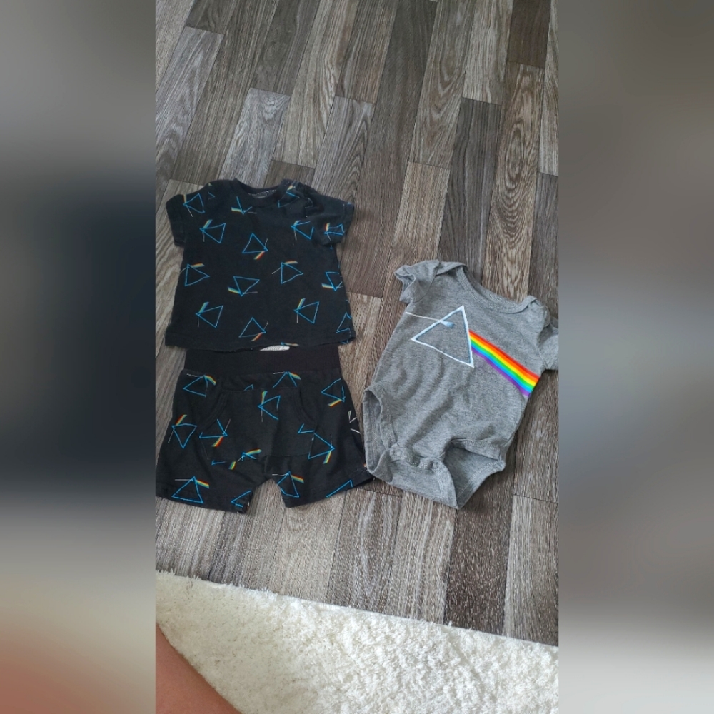 Pink Floyd 0-3 outfit and onsie